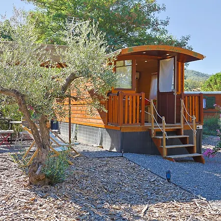 营地 Roulotte Au Coeur Des Vignes,