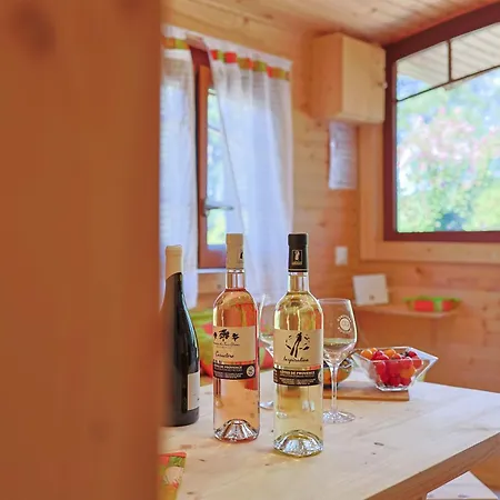 Roulotte Au Coeur Des Vignes, Camping