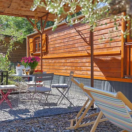 Roulotte Au Coeur Des Vignes, Camping